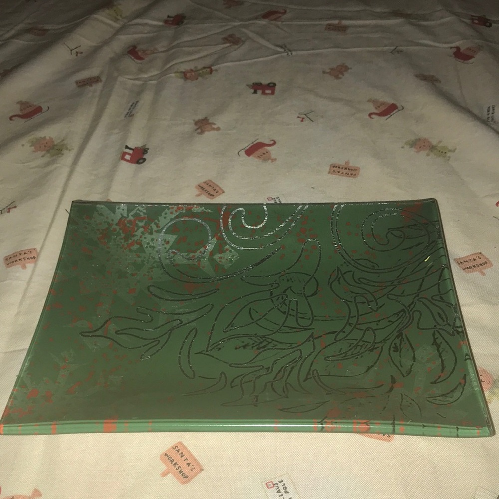 4/$10🌻🌻Green Decorative Glass Tray